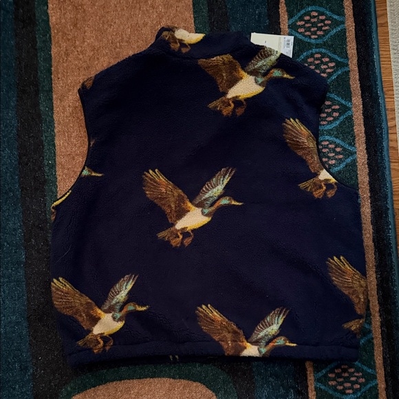 Woolrich x Target Duck Design Vest - Large - Picture 4 of 10